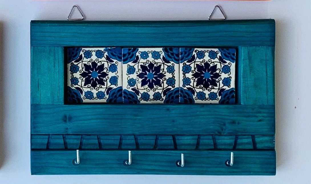 Decorative Key Holder, Key Rack, Key Hanger, Ceramic Tile, Talavera, Handmade, Home Décor