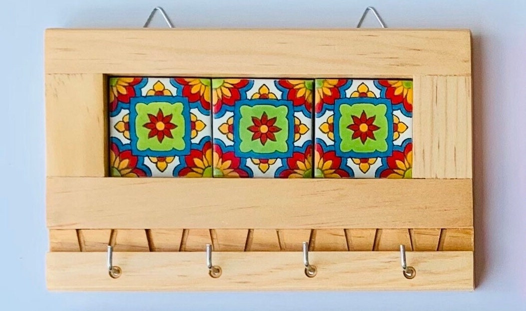 Decorative Key Holder, Key Rack, Key Hanger, Ceramic Tile, Talavera, Handmade, Home Décor